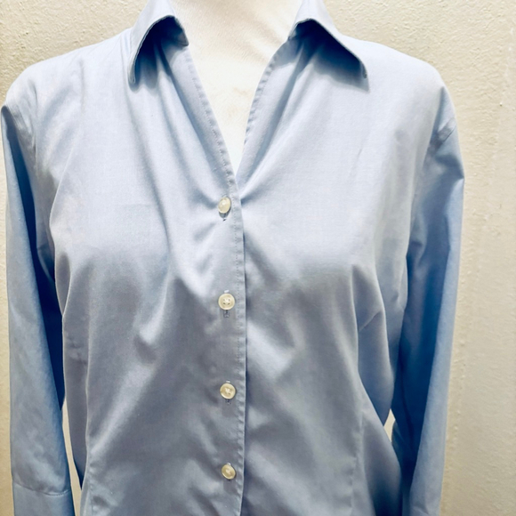 Women's Lands' End Blue No Iron Pinpoint Oxford Button Down Shirt - Picture 2 of 7